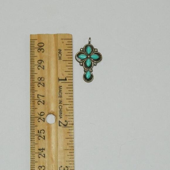 Vintage Native American Turquoise Cross Pendant - Picture 3 of 3